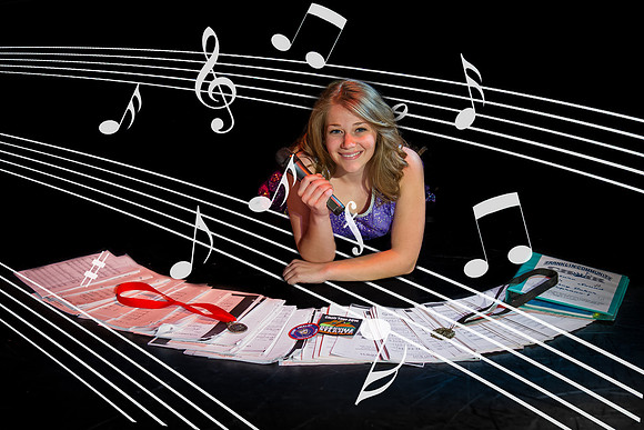 Week 17 ~ Senior Singer